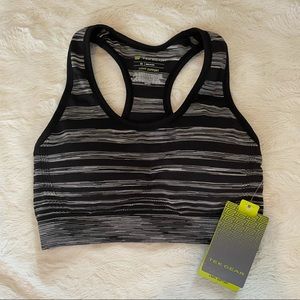 NWT tek gear Sports bra